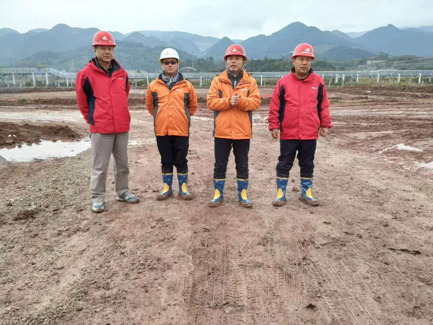 重慶路安特|瀝青路面施工|重慶瀝青路面|彩色混凝土工程|水泥混凝土路面|路面環氧抗滑薄層 |重慶路面工程|瀝青混泥土路面 重慶路安特|瀝青路面施工|重慶瀝青路面|彩色混凝土工程|水泥混凝土路面|路面環氧抗滑薄層 |重慶路面工程|瀝青混泥土路面