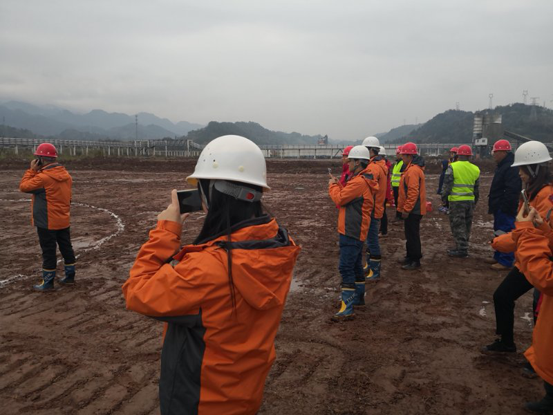 重慶路安特|瀝青路面施工|重慶瀝青路面|彩色混凝土工程|水泥混凝土路面|路面環氧抗滑薄層 |重慶路面工程|瀝青混泥土路面 重慶路安特|瀝青路面施工|重慶瀝青路面|彩色混凝土工程|水泥混凝土路面|路面環氧抗滑薄層 |重慶路面工程|瀝青混泥土路面